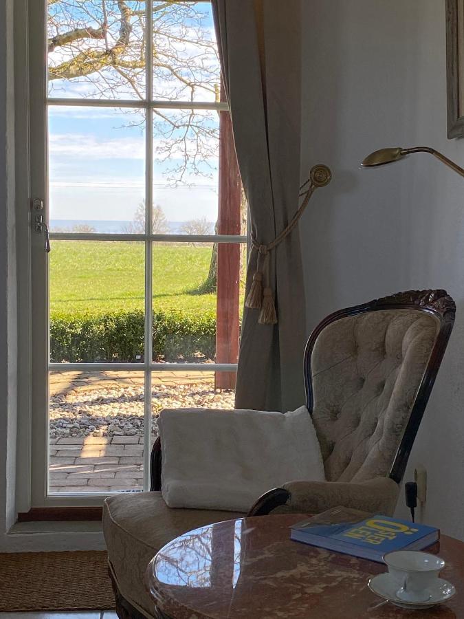 Torsborgs Gard Bed & Breakfast Simrishamn Exterior photo
