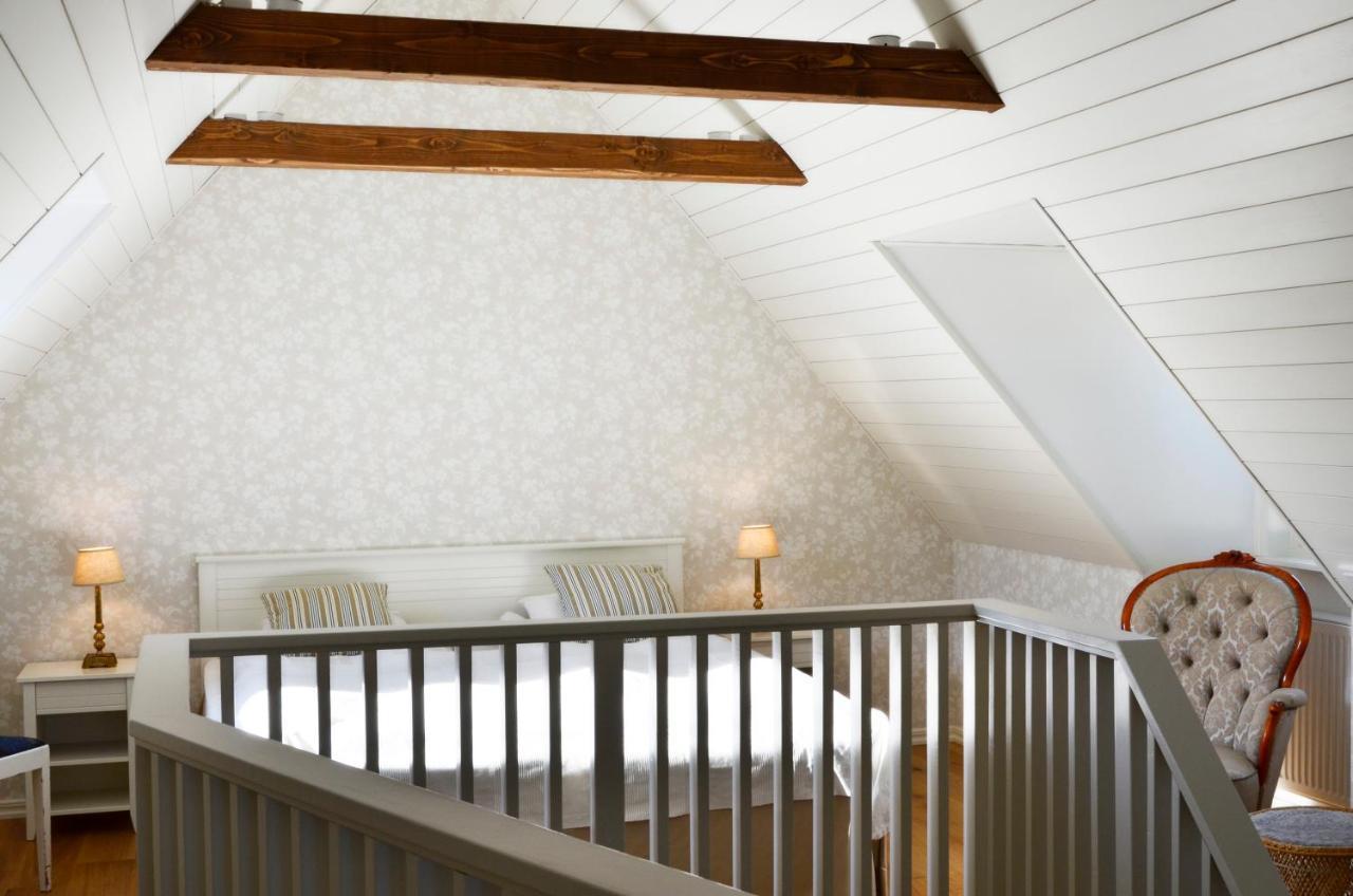 Torsborgs Gard Bed & Breakfast Simrishamn Exterior photo